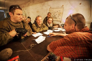 Illustration for article titled Gamers Play Fallout — In the Real World